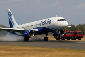 Indigo फ्लाइट में आखिर क्या हुआ था 30 हजार फीट पर?